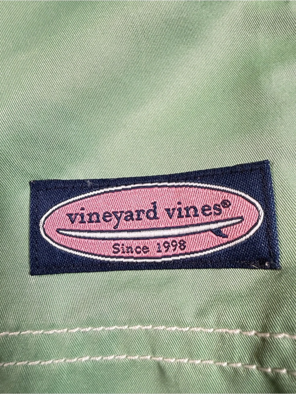 Vineyard Vines Mint Green Men’s Swim Board Shorts size 38